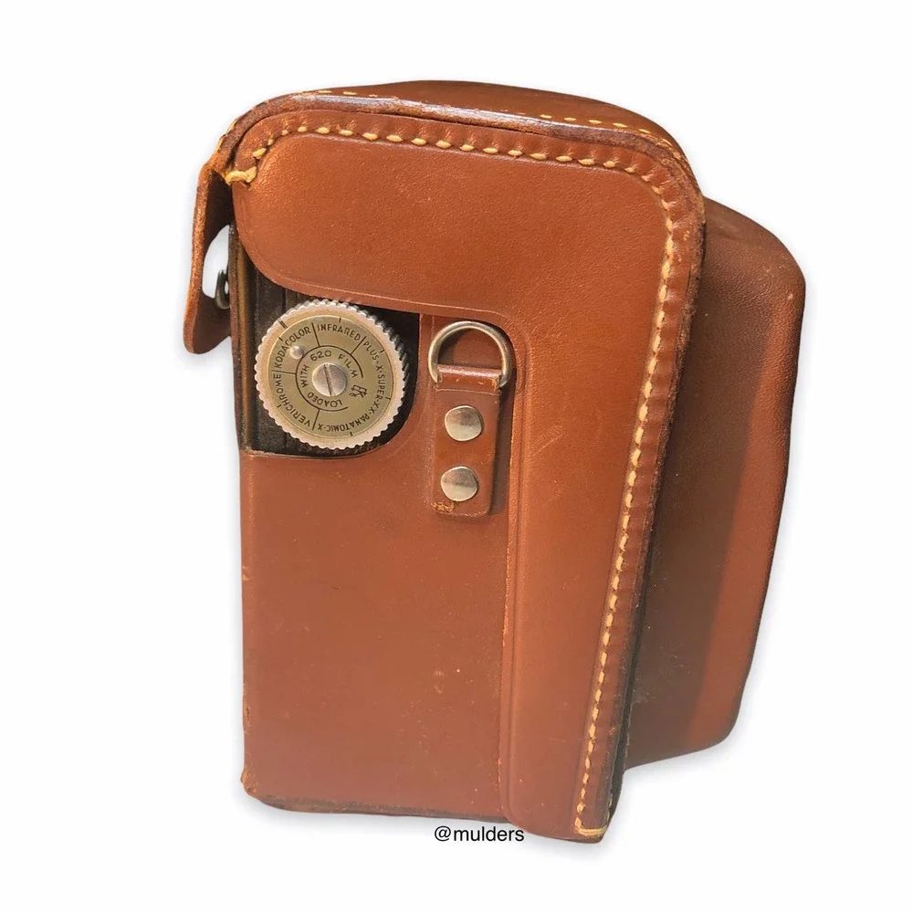 Vintage 1946 Kodak Reflex TLR Camera with 80mm Anastigmat Lens & Field Case